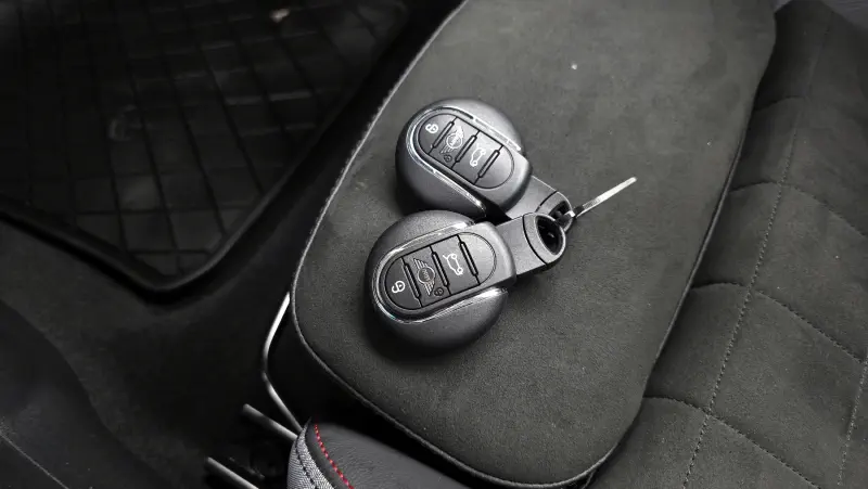 MINI Cooper Convertible