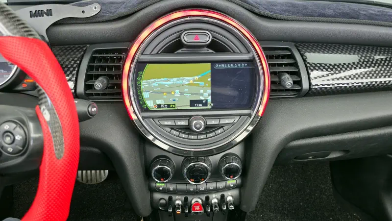 MINI Cabrio
