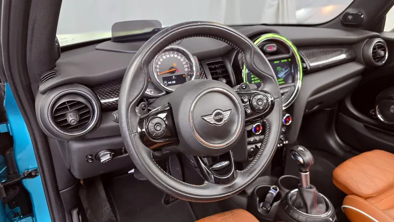MINI Cabrio