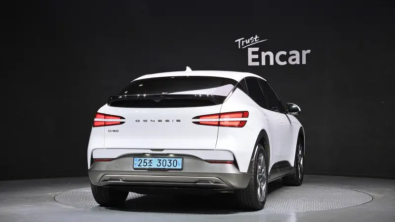Genesis GV60