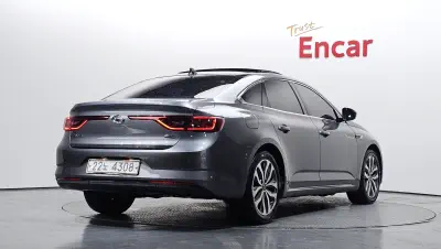 Renault SM6