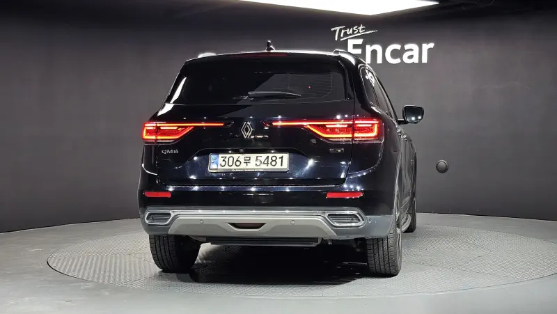 Renault QM6