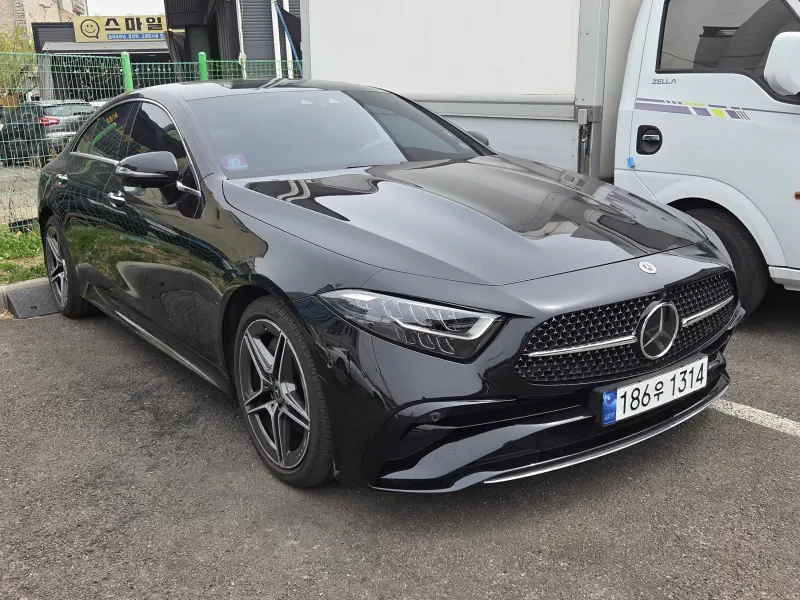 Mercedes-Benz CLS-Class