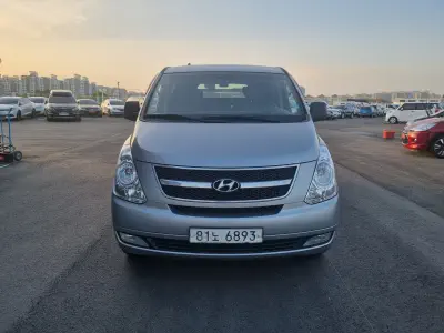 Hyundai Grand Starex