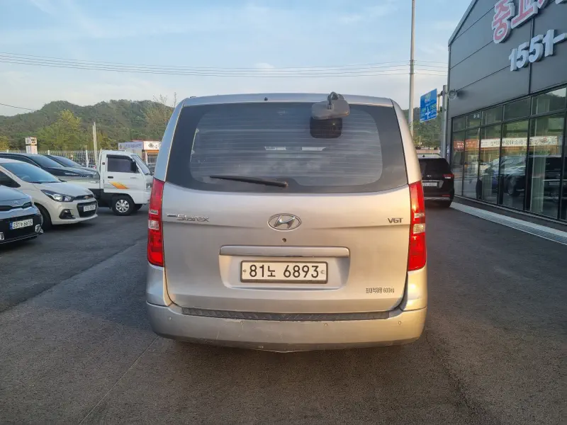 Hyundai Grand Starex