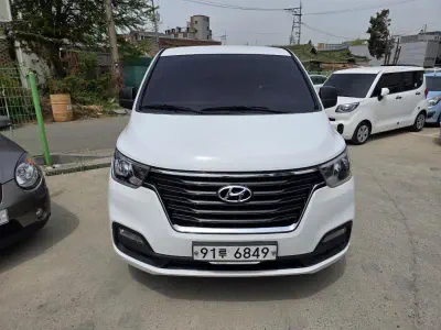 Hyundai Grand Starex
