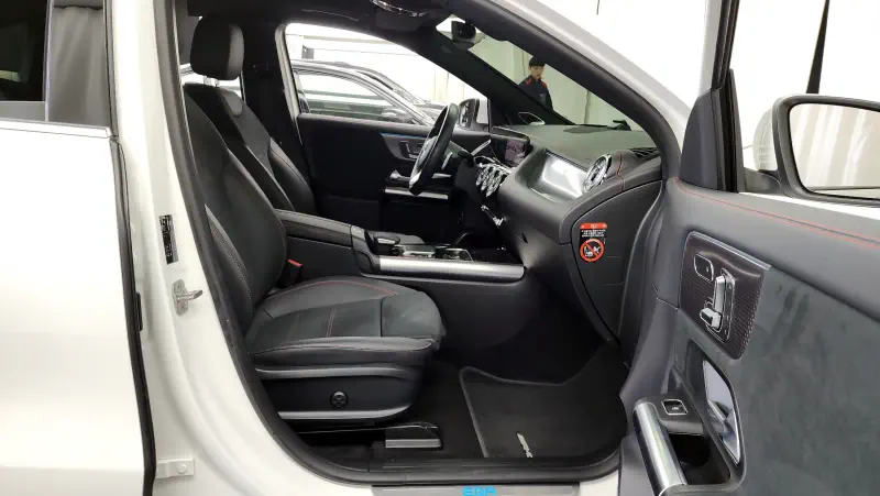 Mercedes-Benz EQA