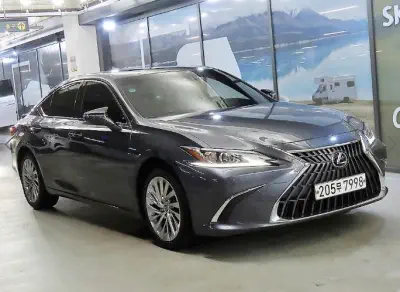 Lexus ES300h
