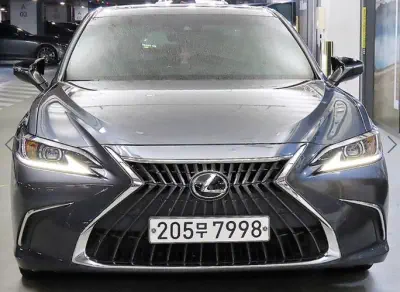 Lexus ES300h