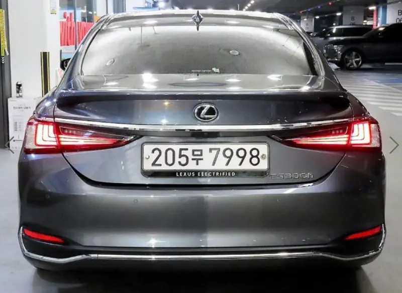 Lexus ES300h