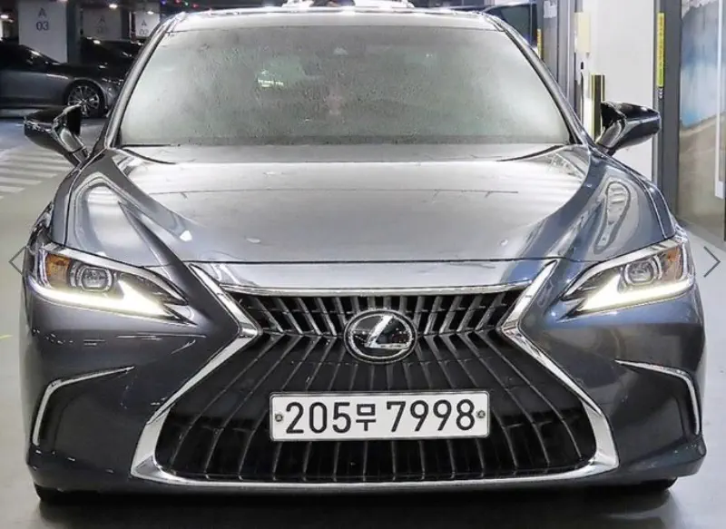 Lexus ES300h