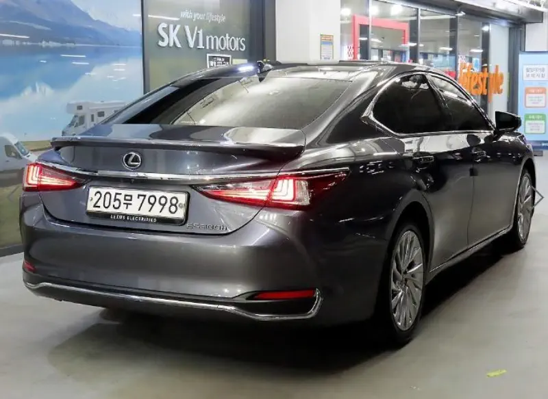 Lexus ES300h