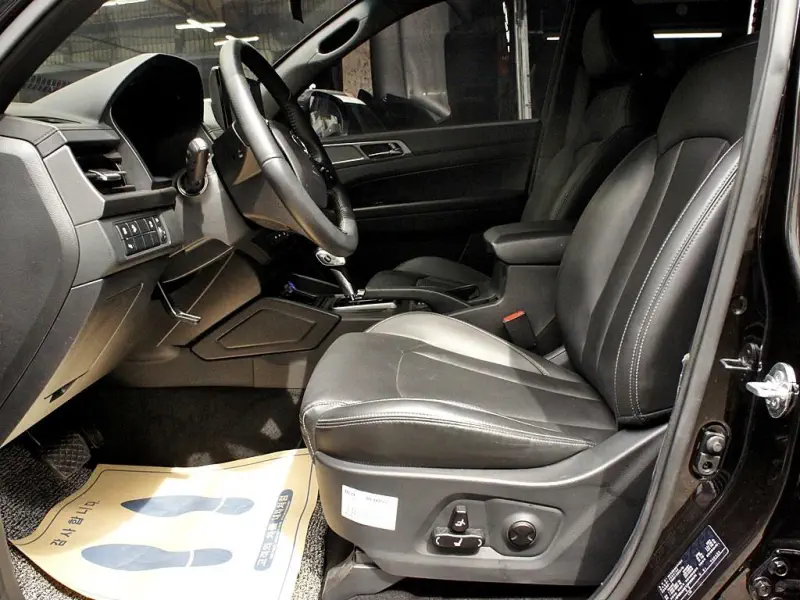 SsangYong Rexton Sports