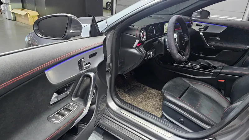 Mercedes-Benz CLA-Class