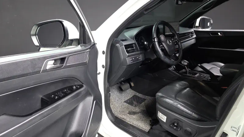 SsangYong Rexton Sports Khan