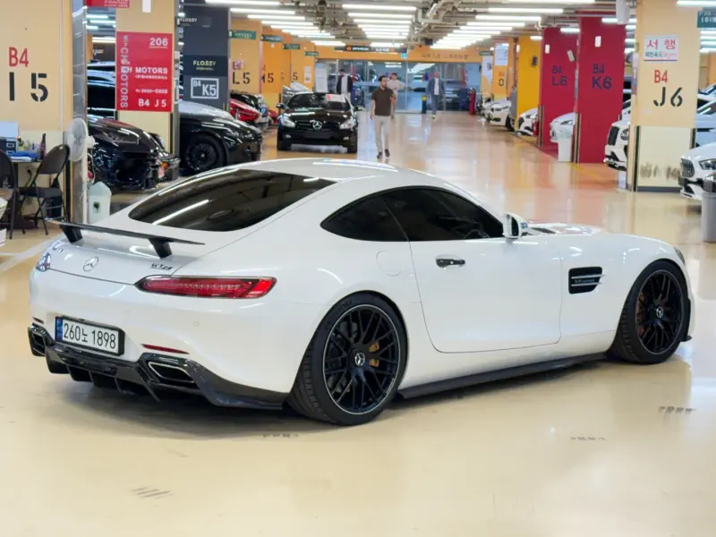 Mercedes-Benz AMG GT