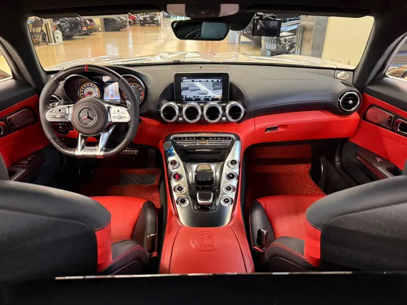 Mercedes-Benz AMG GT