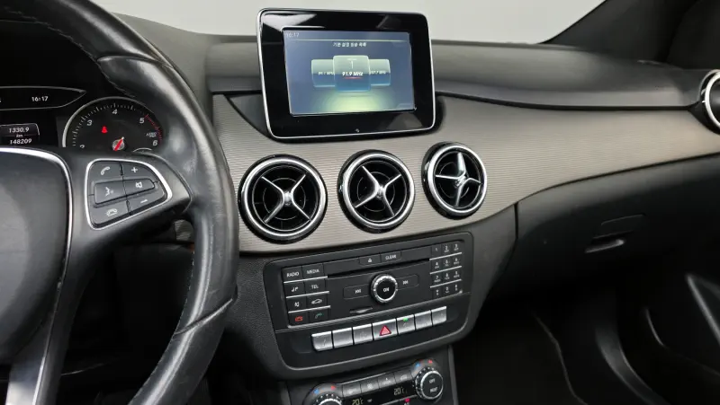 Mercedes-Benz B-Class