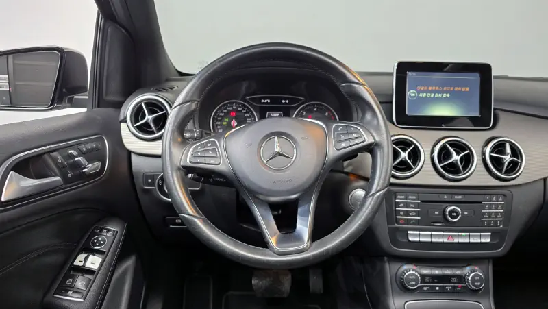 Mercedes-Benz B-Class