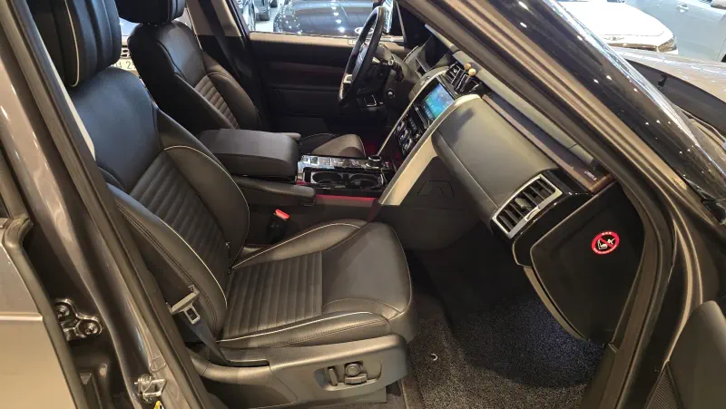 Land Rover DISCOVERY