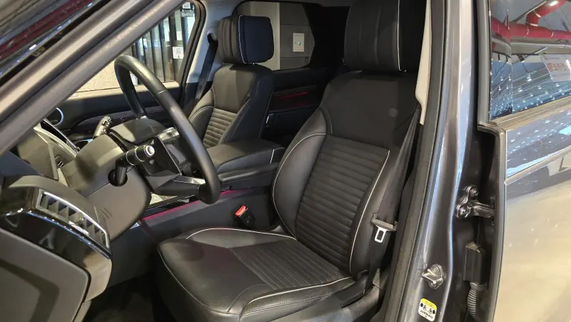 Land Rover DISCOVERY