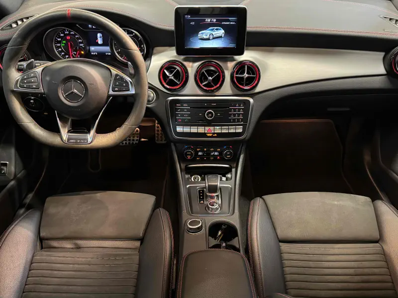 Mercedes-Benz GLA-Class