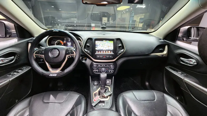 Jeep Cherokee