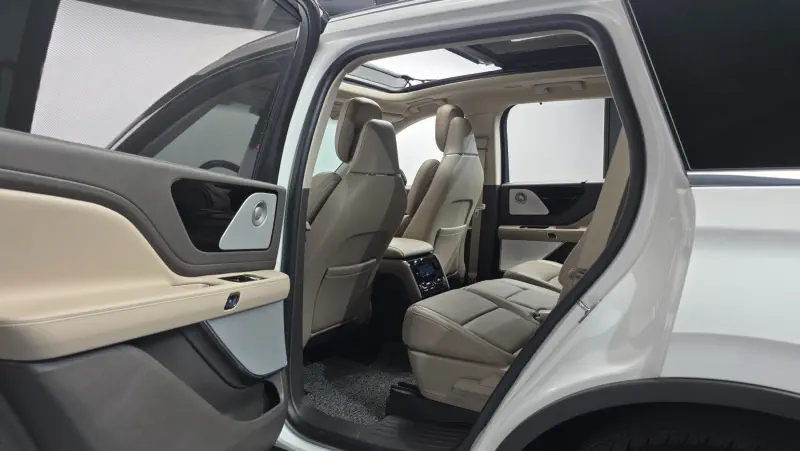 Lincoln Aviator