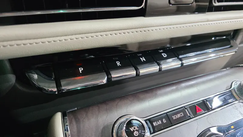Lincoln Aviator