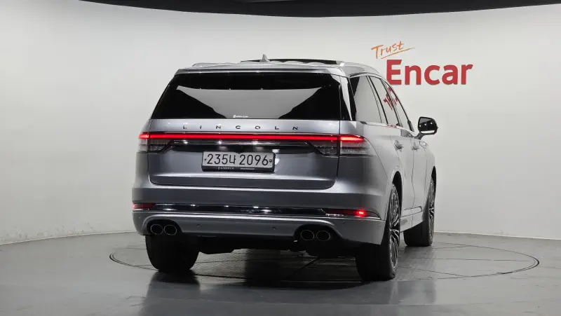 Lincoln Aviator