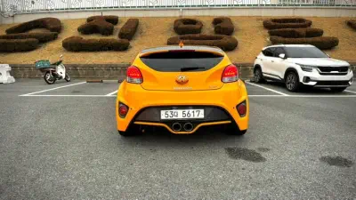 Hyundai Veloster