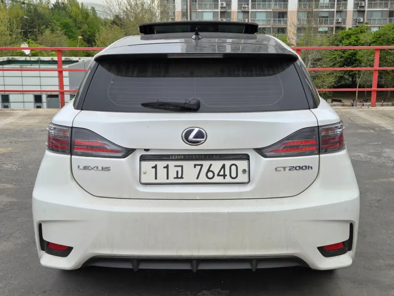 Lexus CT200h