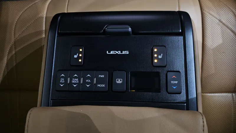 Lexus ES300h