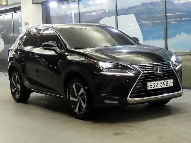 Lexus NX300h