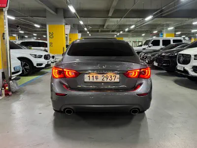 Infiniti Q50