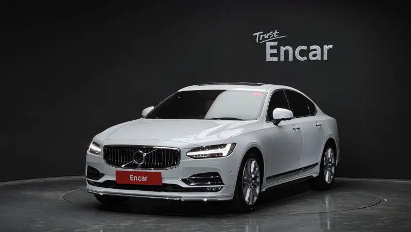 Volvo S90