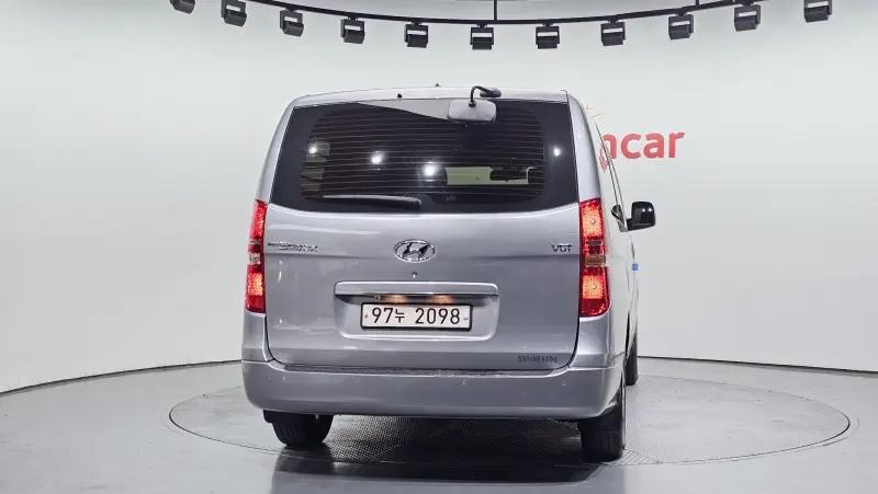 Hyundai Grand Starex