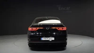 Renault SM6