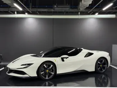Ferrari SF90