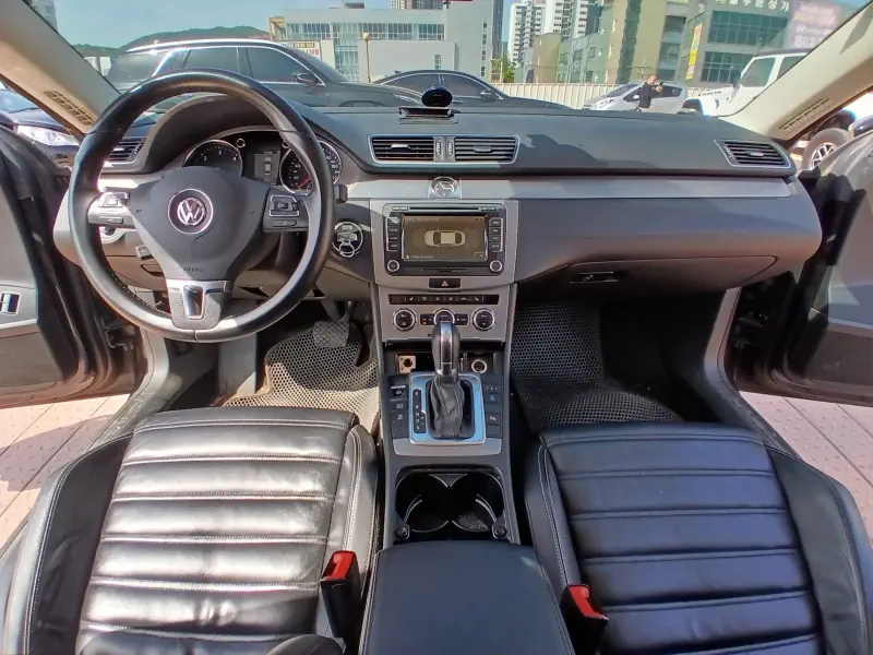 Volkswagen PASSAT CC