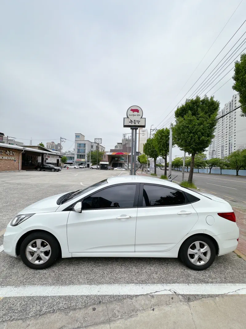 Hyundai Accent