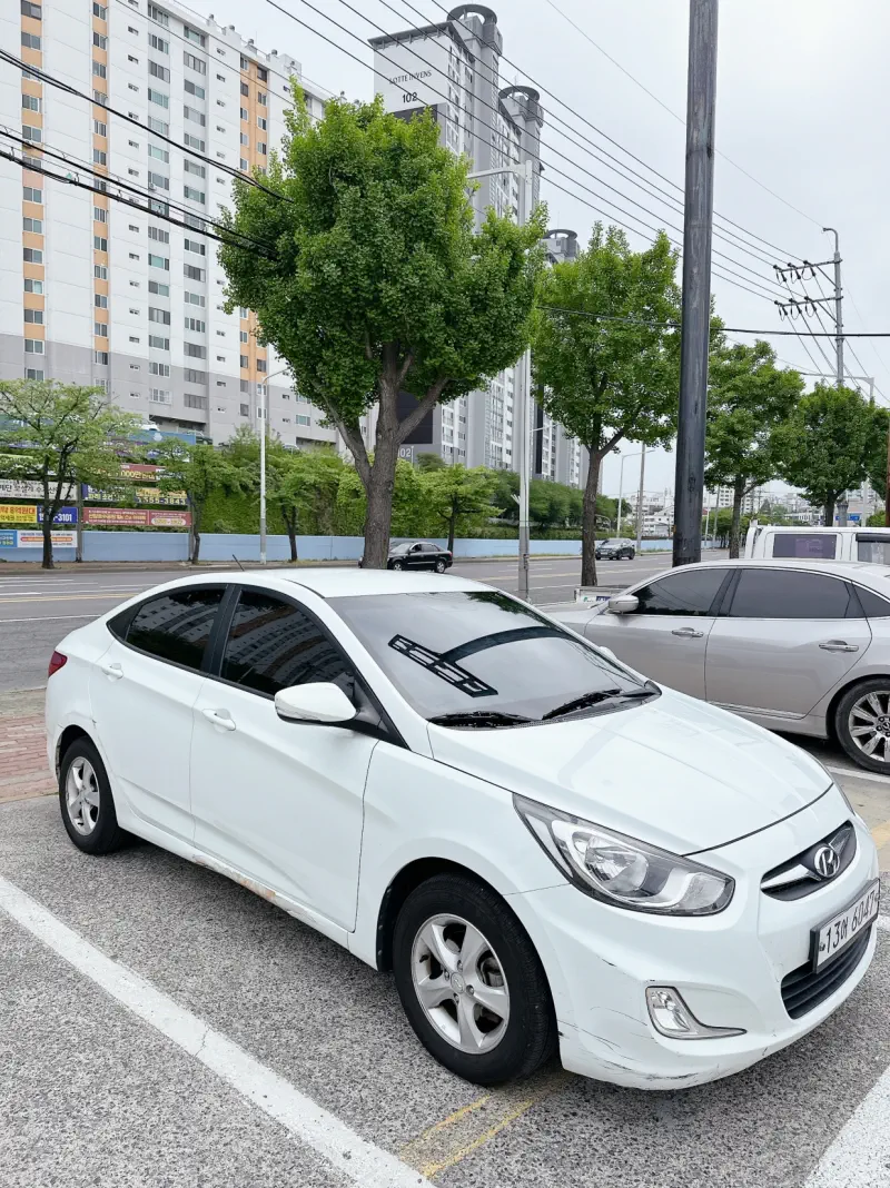 Hyundai Accent