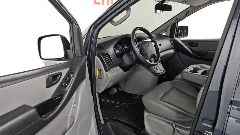 Hyundai Grand Starex