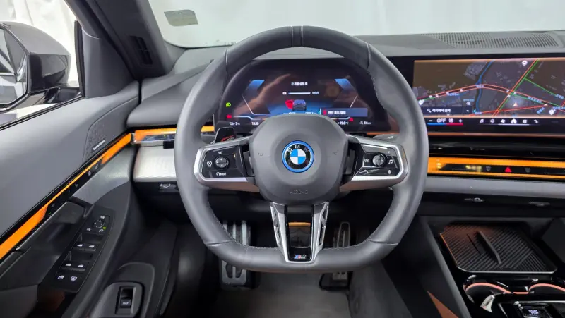BMW i5
