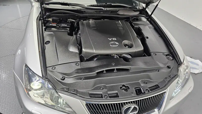 Lexus IS250