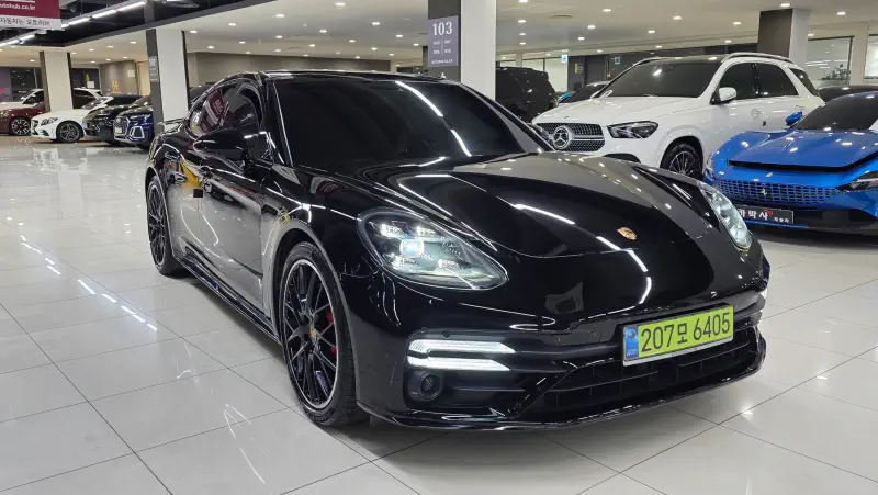 Porsche PANAMERA