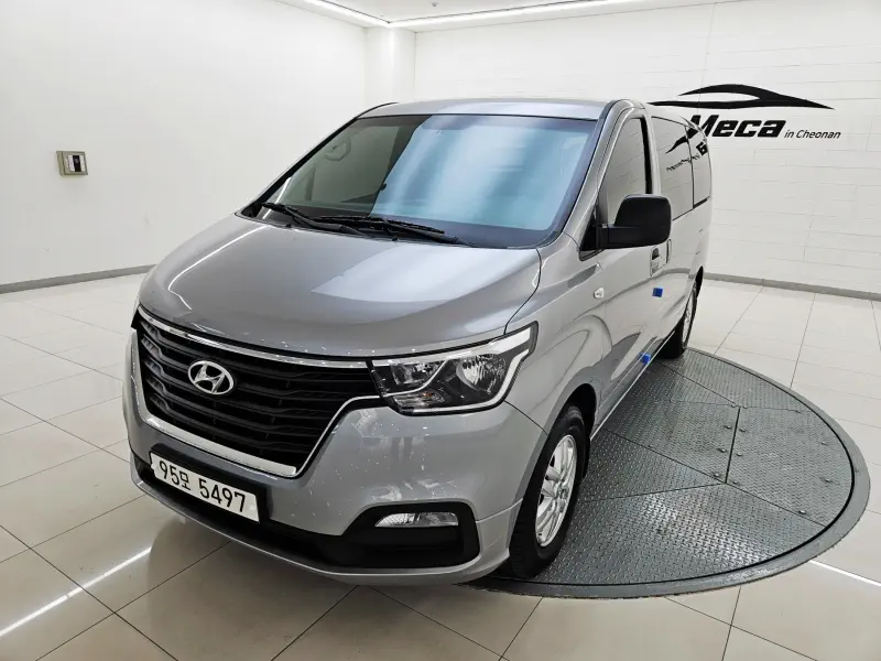 Hyundai Grand Starex