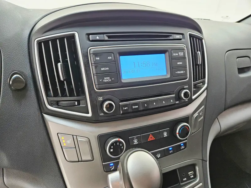 Hyundai Grand Starex