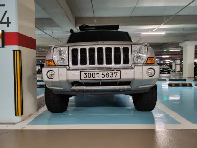 Jeep Commander