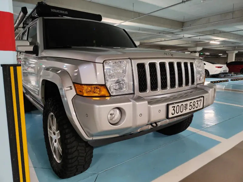 Jeep Commander